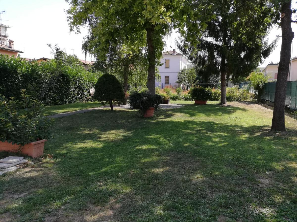 Bellaria Acomodação com café da manhã Voghera Exterior foto